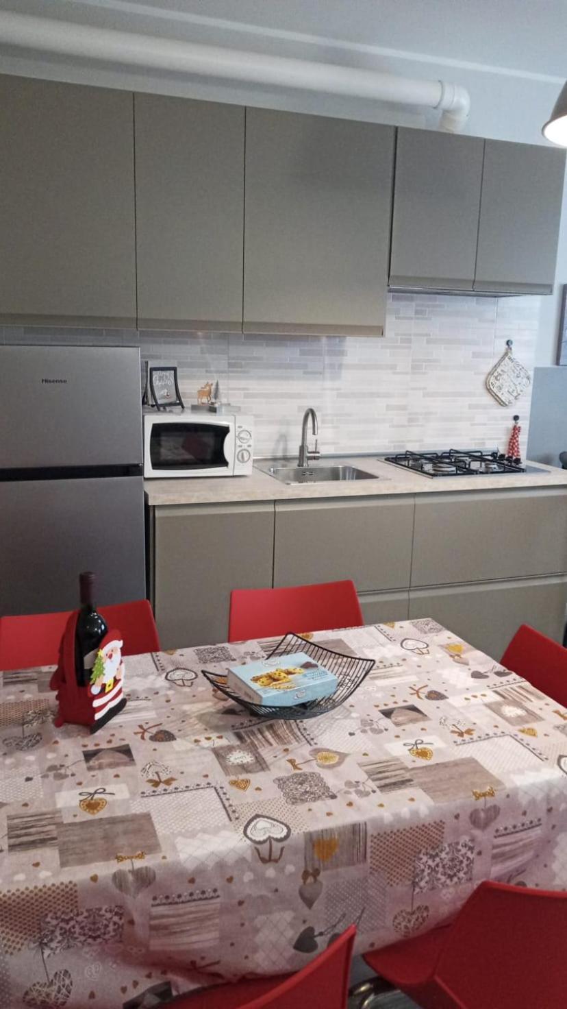 Appartamento Aleph With Private Parking, Next Train Station Комо Экстерьер фото