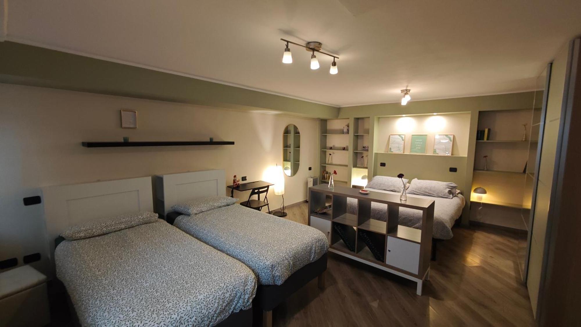 Appartamento Aleph With Private Parking, Next Train Station Комо Экстерьер фото